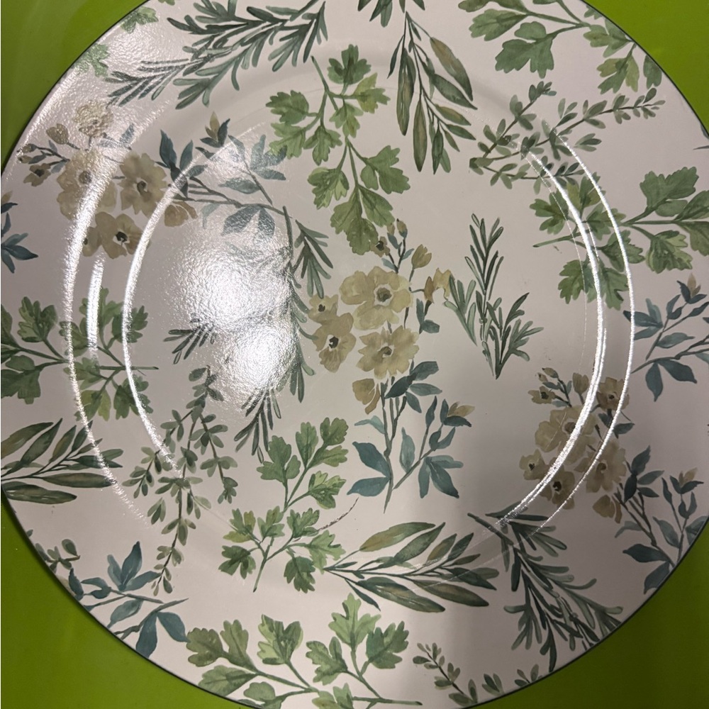 White Floral Dinner Plate with Green Leaf Pattern